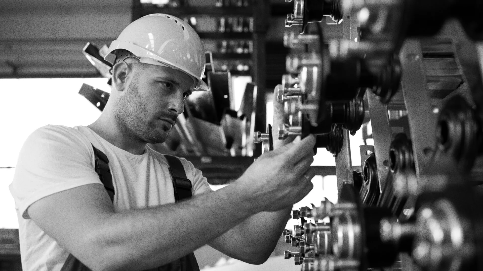 Разработка сайта для завода по продаже оборудования в Омутнинске